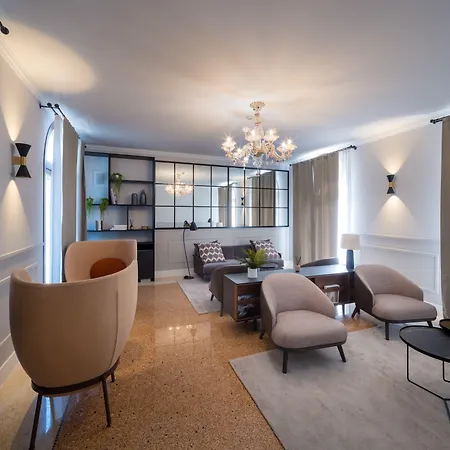The Foscarini-2